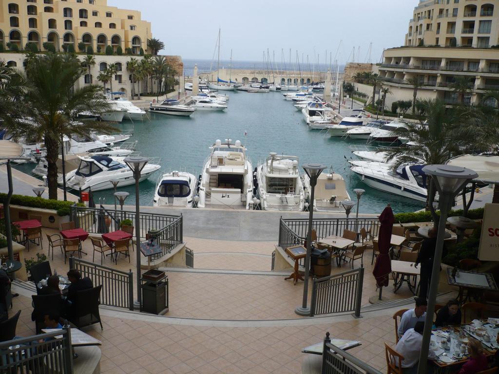 Paceville Montecarlo Apartments Сент Джулианс Экстерьер фото